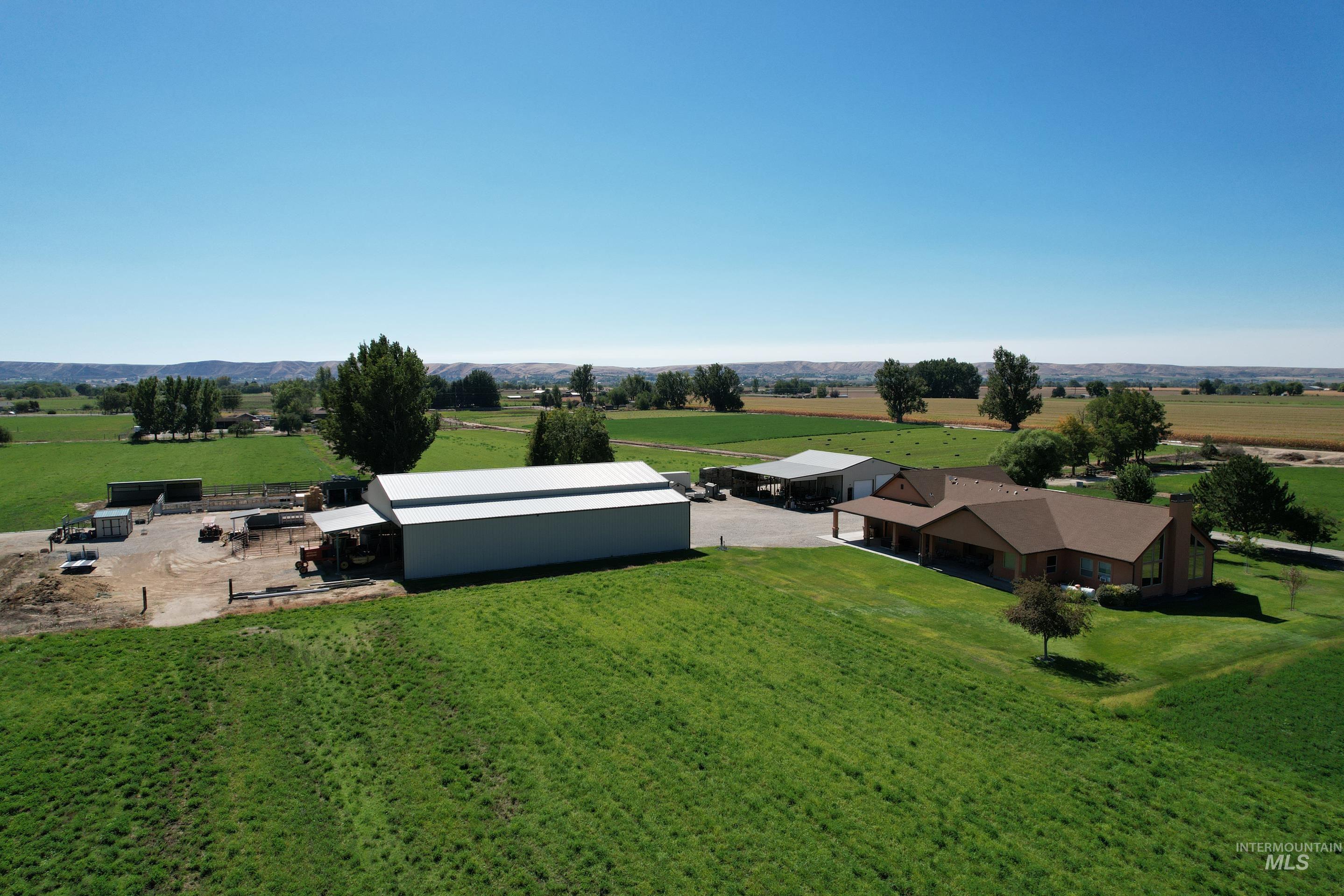 4367 West Central Road Emmett, ID 83617 - Photo 2 of 28