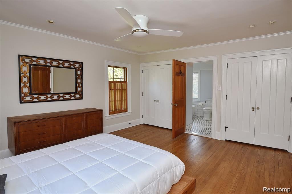 26764 York Road Huntington Woods, MI 48070 - Photo 22 of 45
