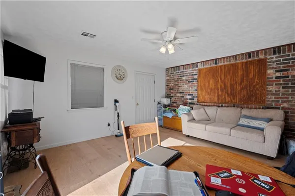 $185,000 | 220 East 2nd Avenue, Caney, KS 67333