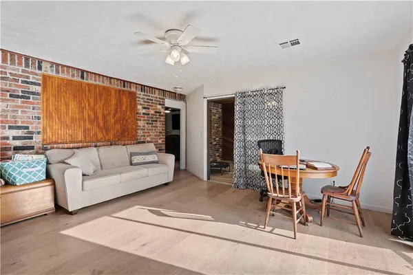 $185,000 | 220 East 2nd Avenue, Caney, KS 67333