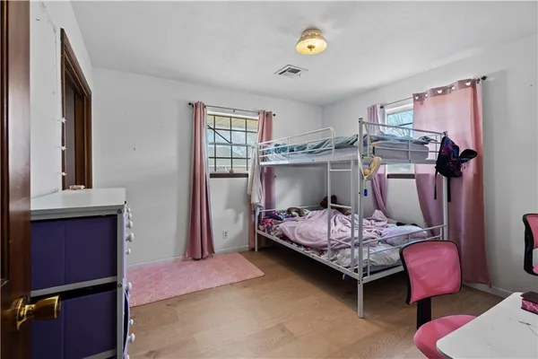 $185,000 | 220 East 2nd Avenue, Caney, KS 67333