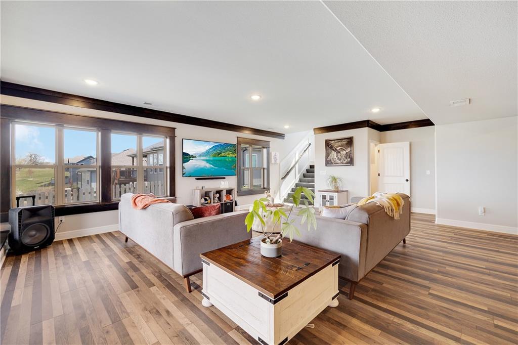 905 Southeast Wood Ridge Court Blue Springs, MO 64014 - Photo 36 of 48