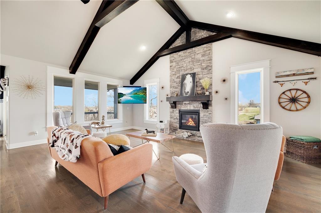 905 Southeast Wood Ridge Court Blue Springs, MO 64014 - Photo 8 of 48