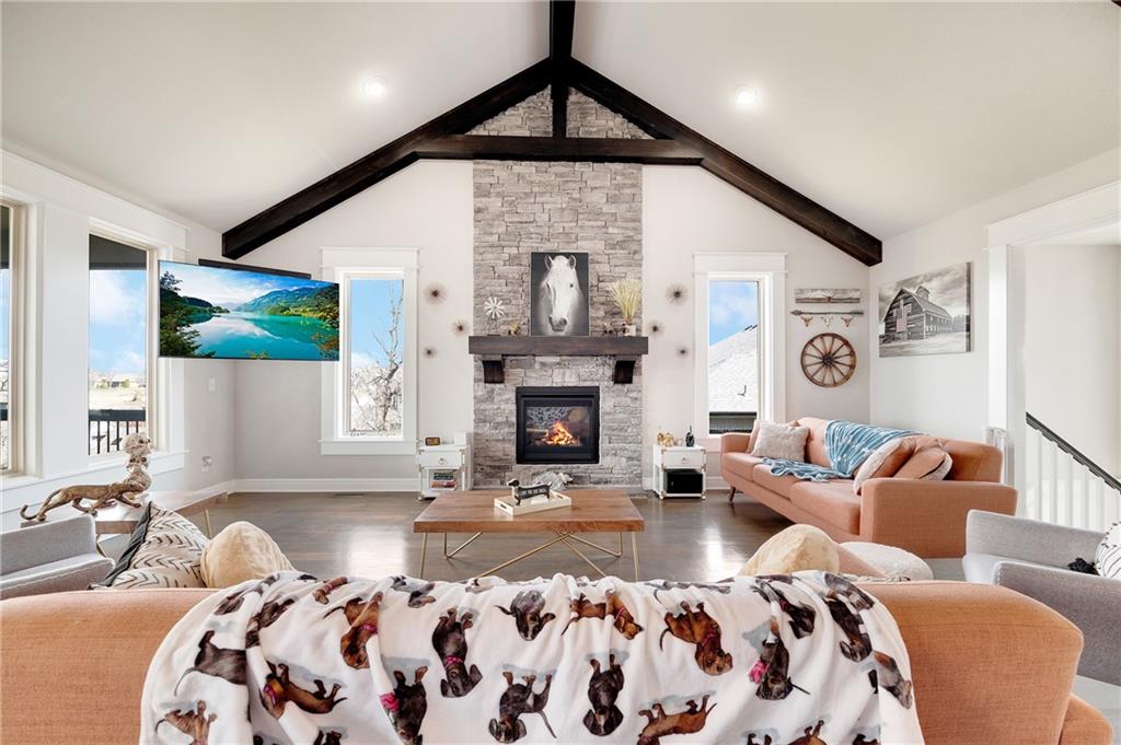 905 Southeast Wood Ridge Court Blue Springs, MO 64014 - Photo 10 of 48