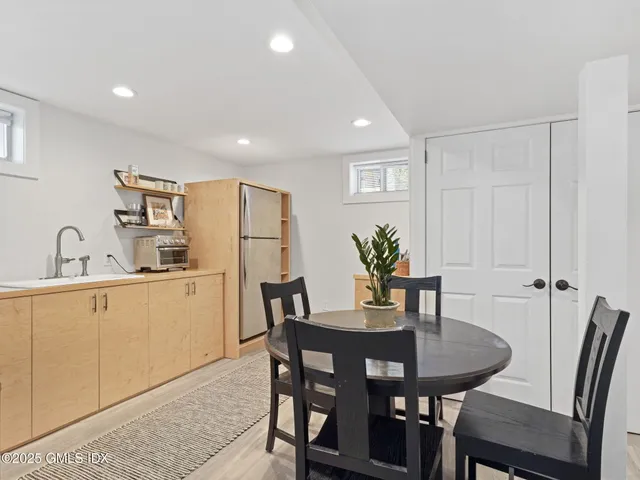 $2,800 | 45 Gold Street, Greenwich, CT 06830