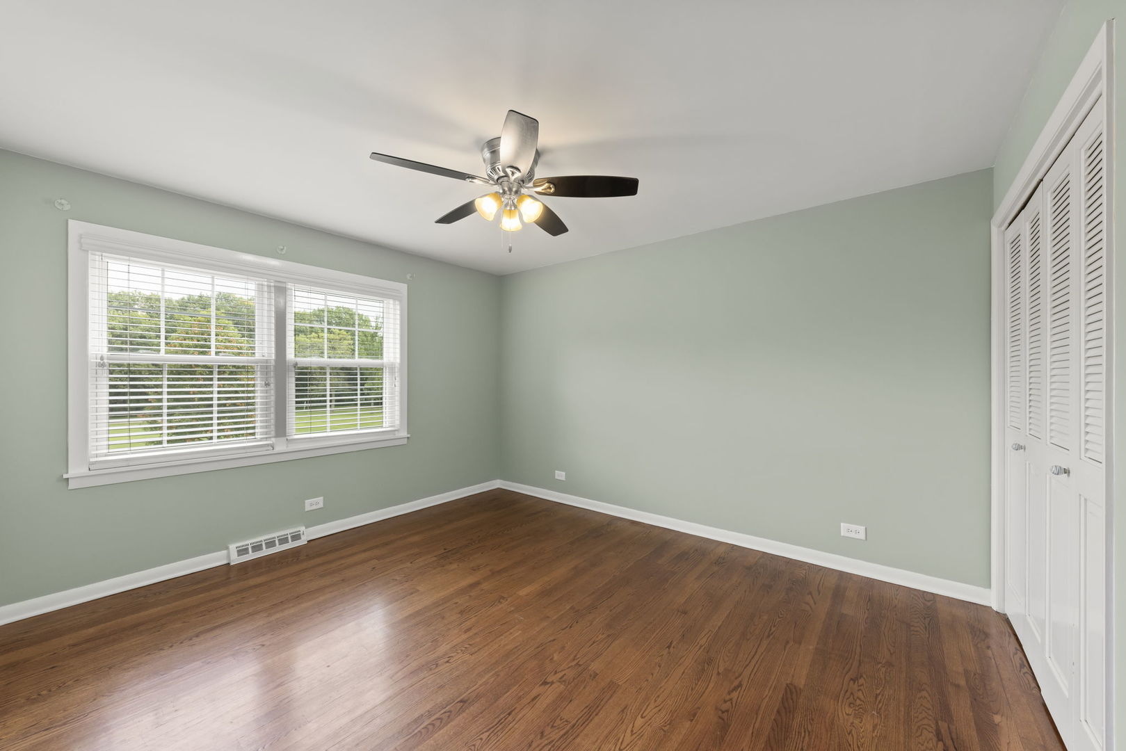 7610 West Coach Road Palos Heights, IL 60463 - Photo 22 of 31 Gallery Image 22