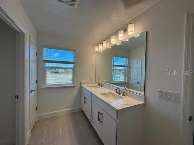 $624,990 | 8001 Colby Circle, Orlando, FL 32817