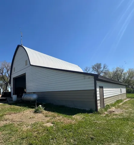 $459,000 | 22451 340th Avenue, Revere, MN 56166