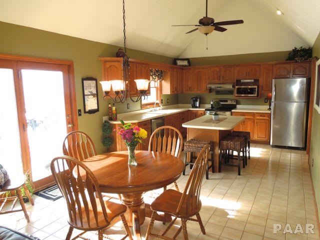 9504 West Parks School Road Princeville, IL 61559 - Photo 8 of 35 Gallery Image 8