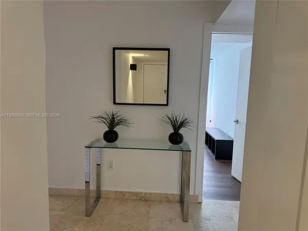 $2,100 | 19555 East Country Club Drive, Unit 8602, Aventura, FL 33180