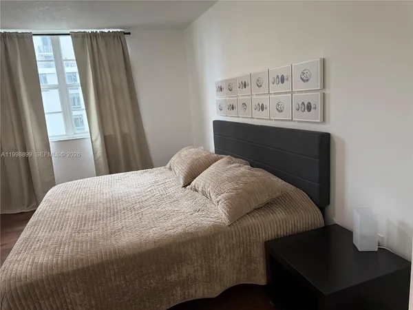 $2,100 | 19555 East Country Club Drive, Unit 8602, Aventura, FL 33180