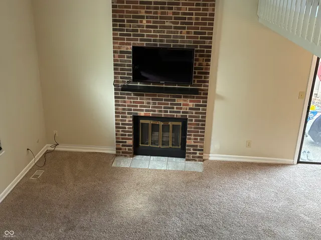 $310,000 | 464 East St Clair Street, Indianapolis, IN 46202