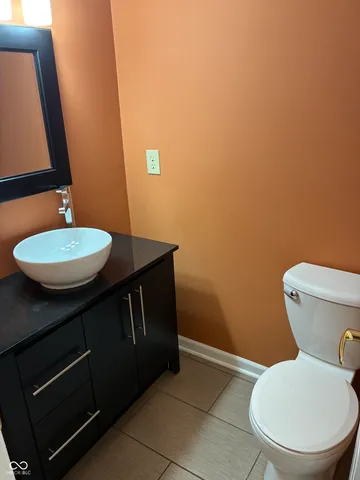 $310,000 | 464 East St Clair Street, Indianapolis, IN 46202