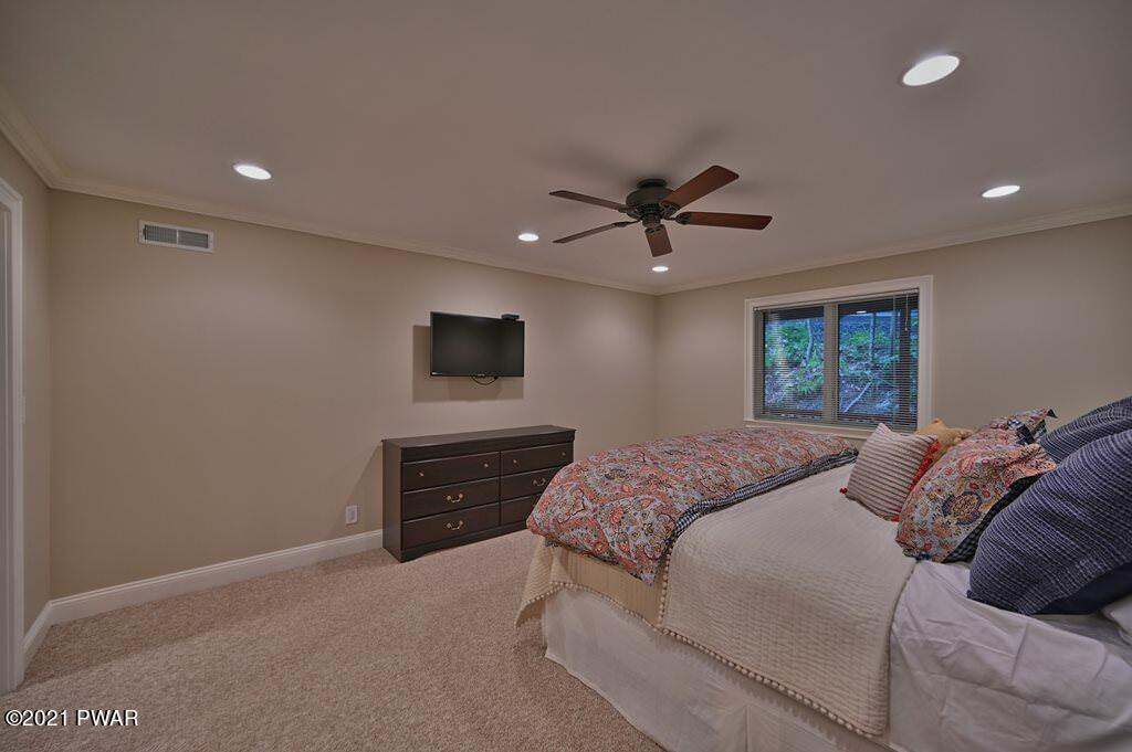 27 Roamingwood Road Lake Ariel, PA 18436 - Photo 28 of 105
