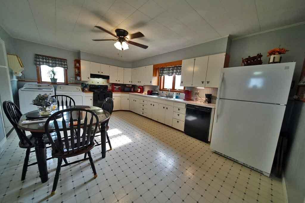 121 Jones Road Monticello, ME 04760 - Photo 13 of 77 oversized-country-kitchen