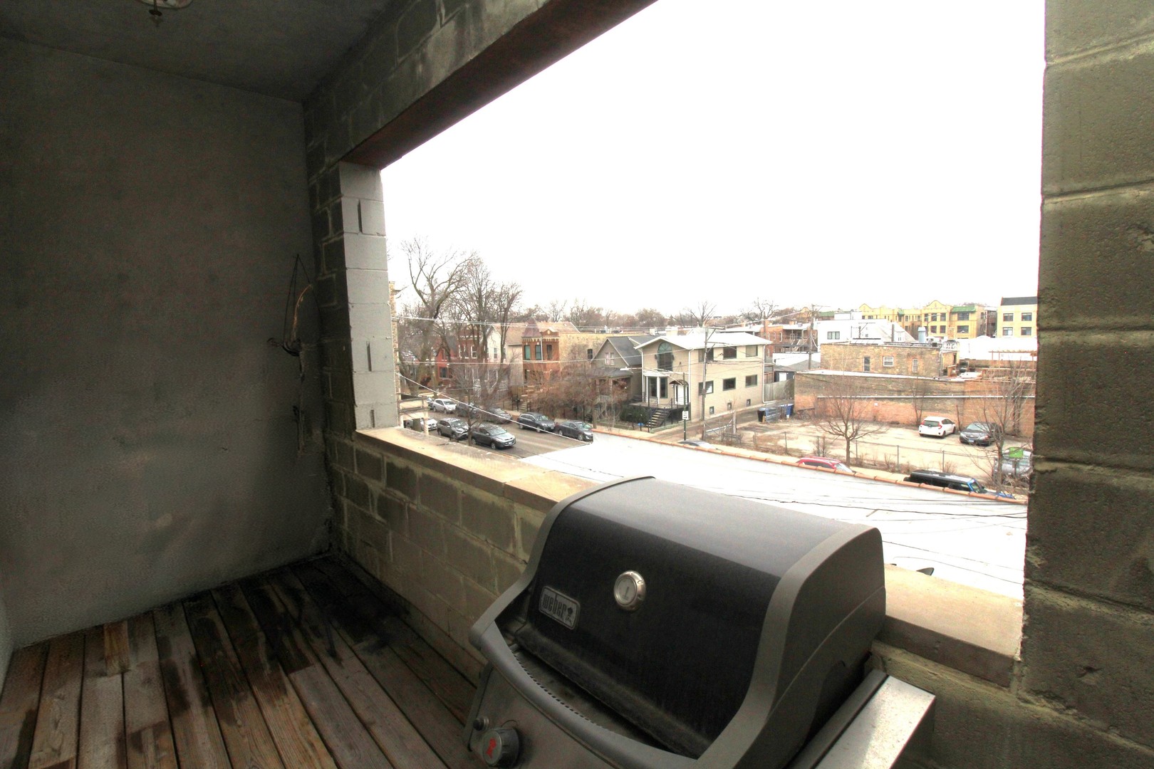 3231 West Fullerton Avenue, Unit 3W Chicago, IL 60647 - Photo 23 of 25