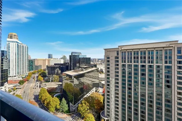 $3,295 | 3324 Peachtree Road Northeast, Unit 2001, Atlanta, GA 30326