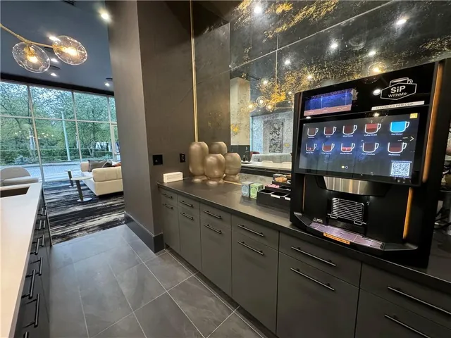 $2,995 | 3324 Peachtree Road Northeast, Unit 2001, Atlanta, GA 30326