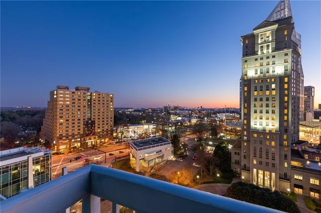 $2,995 | 3324 Peachtree Road Northeast, Unit 2001, Atlanta, GA 30326