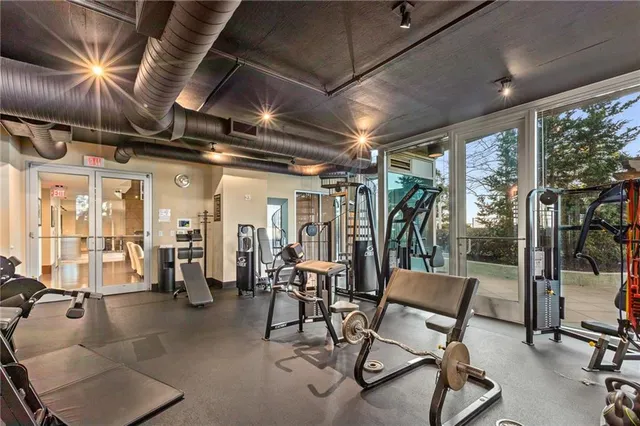 $2,995 | 3324 Peachtree Road Northeast, Unit 2001, Atlanta, GA 30326