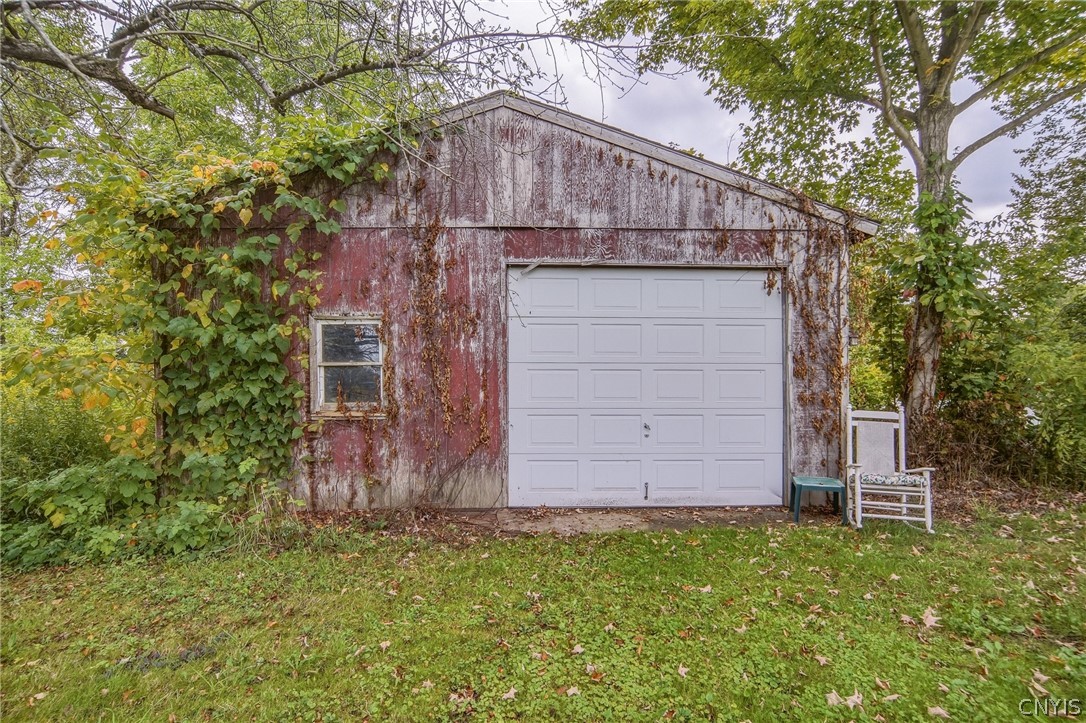 415 Sutton Road Schroeppel, NY 13132 - Photo 5 of 26 Gallery Image 5