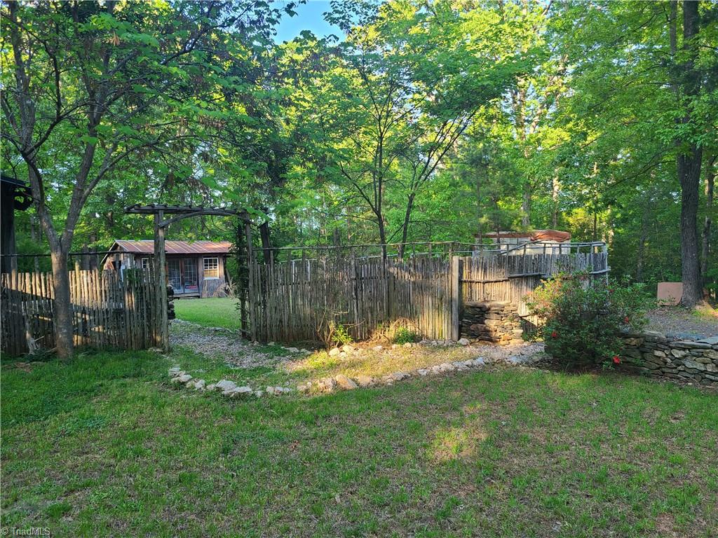 7795 Jugtown Road Seagrove, NC 27341 - Photo 15 of 17