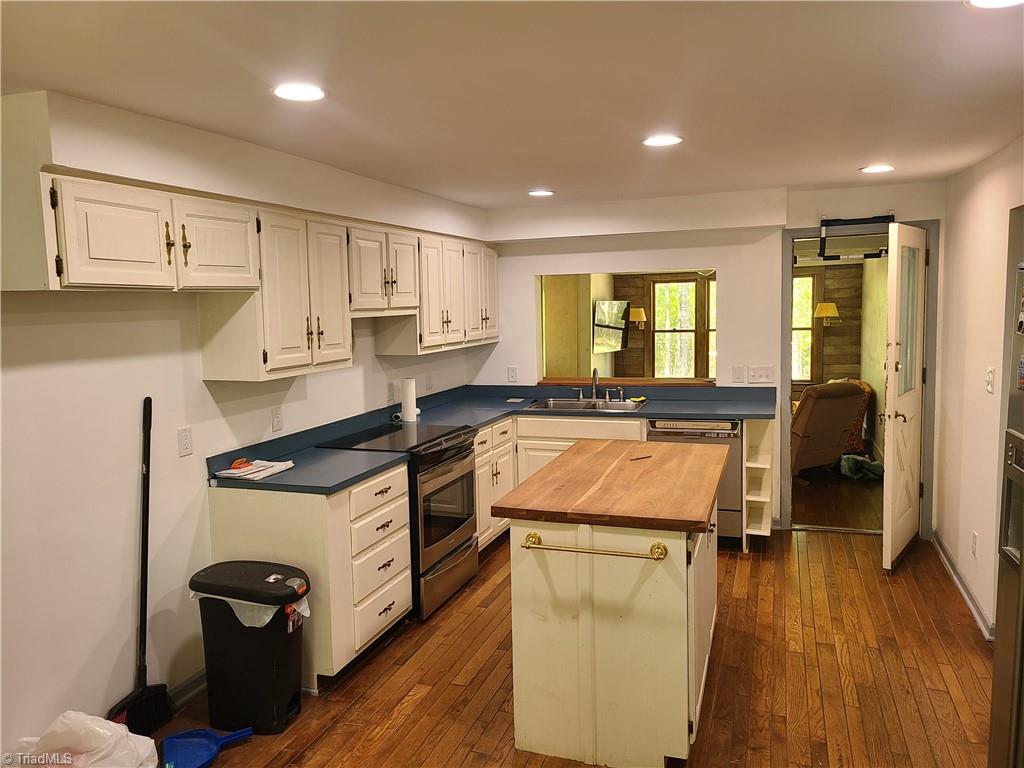 7795 Jugtown Road Seagrove, NC 27341 - Photo 4 of 17
