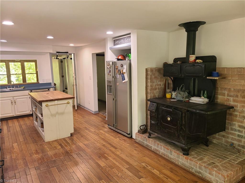 7795 Jugtown Road Seagrove, NC 27341 - Photo 5 of 17