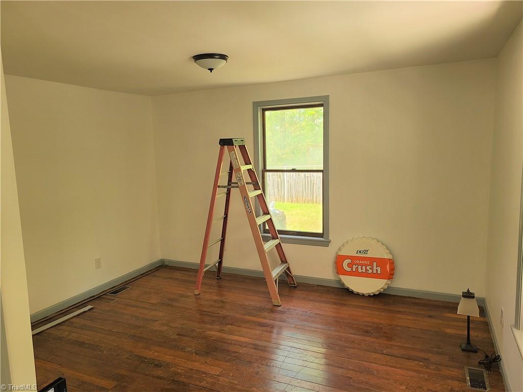 7795 Jugtown Road Seagrove, NC 27341 - Photo 6 of 17