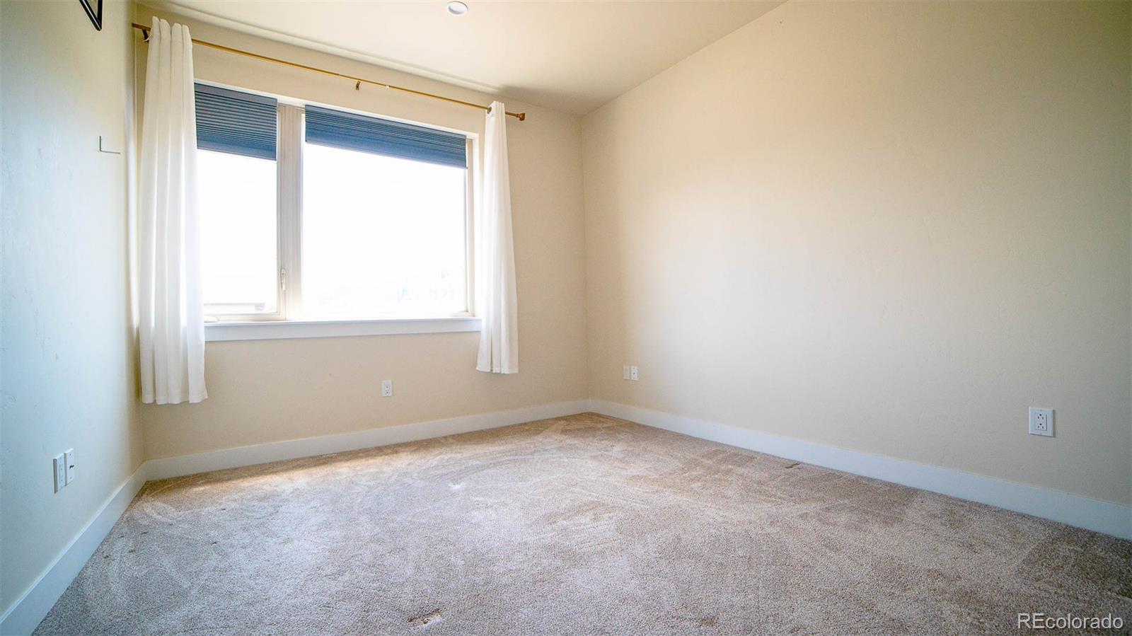 233 Smith Ranch Road Silverthorne, CO 80498 - Photo 7 of 14 Gallery Image 7