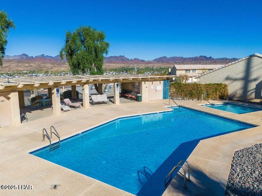 8625 Riverside Drive, Unit 55 Parker, AZ 85344 - Photo 29 of 32 Swimming Spa Pool area3