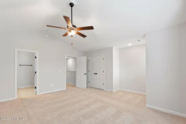 $1,895 | 8372 Paramount Point, Winnabow, NC 28479