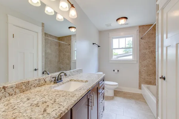 $3,200 | 1103 North 2nd Street, Unit FRONT A, Nashville, TN 37207