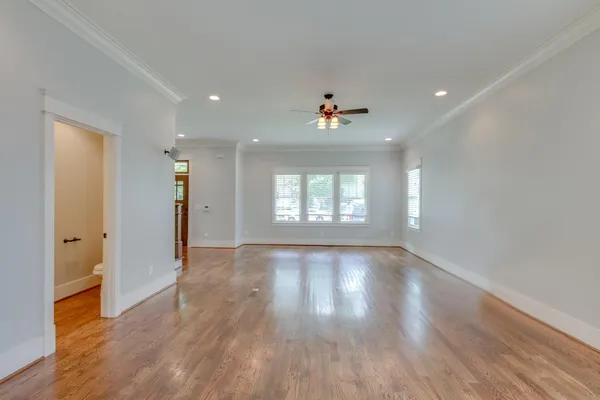 $3,200 | 1103 North 2nd Street, Unit FRONT A, Nashville, TN 37207