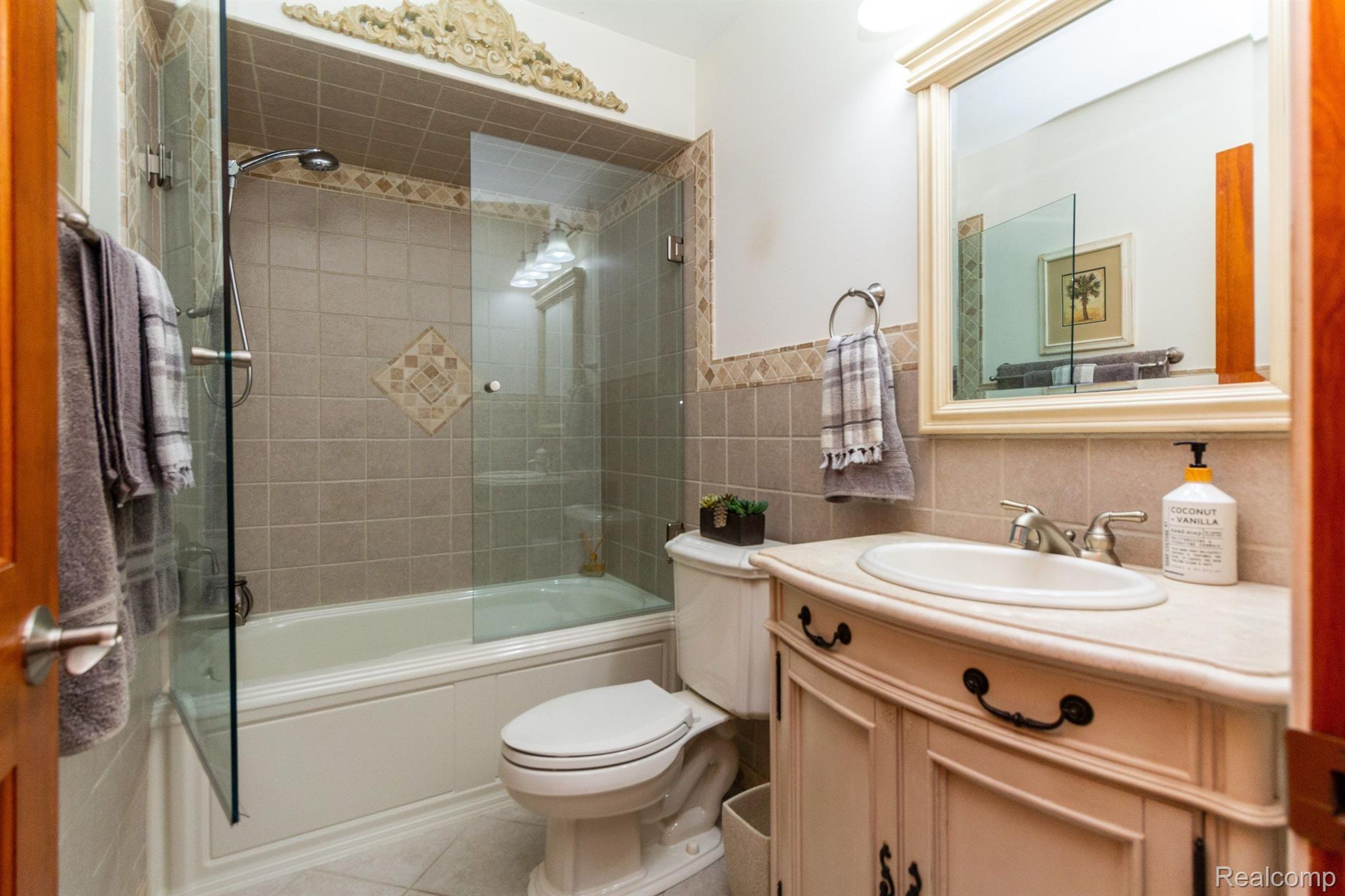 14475 Gilbert Road Allenton, MI 48002 - Photo 24 of 59 Gallery Image 24
