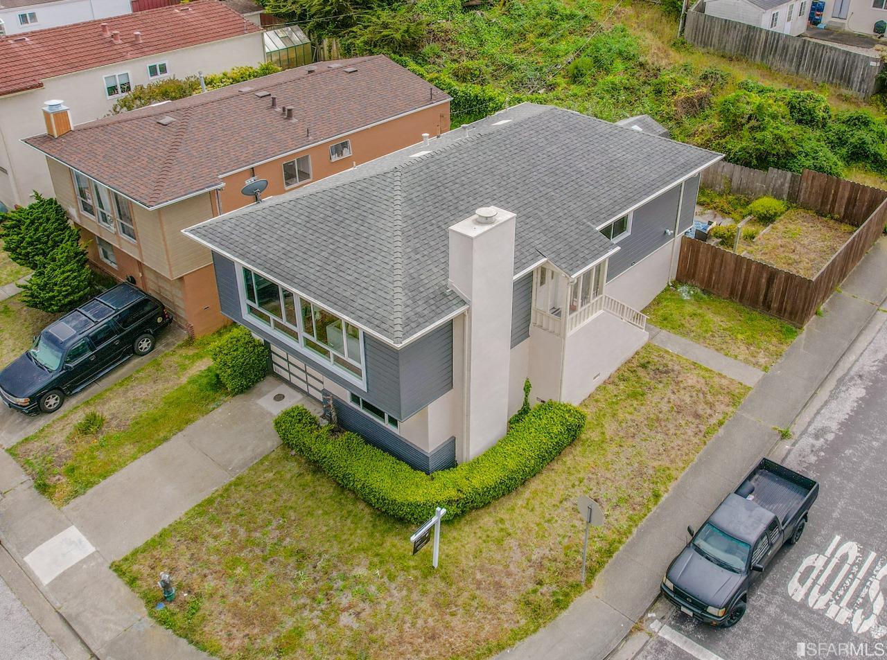 540 Rutland Drive Pacifica, CA 94044 - Photo 3 of 62