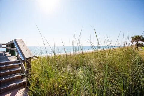 $299,900 | 5400 Highway A1a, Unit D31, Vero Beach, FL 32963