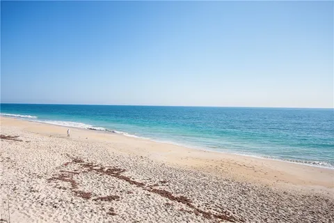 $299,900 | 5400 Highway A1a, Unit D31, Vero Beach, FL 32963