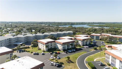 $299,900 | 5400 Highway A1a, Unit D31, Vero Beach, FL 32963