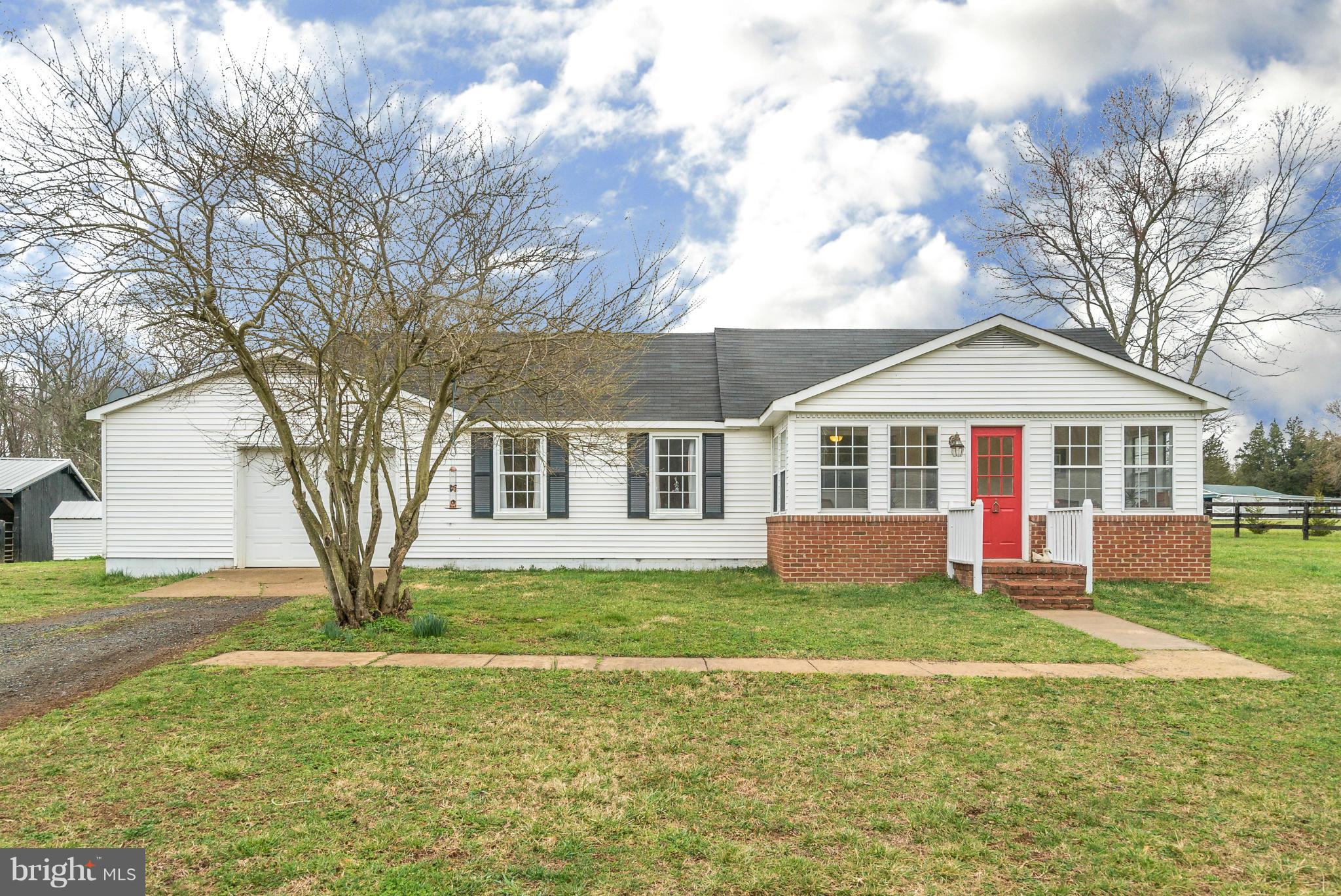 8258 Kines Road Warrenton, VA 20187 - Photo 2 of 26 Exterior (Front)