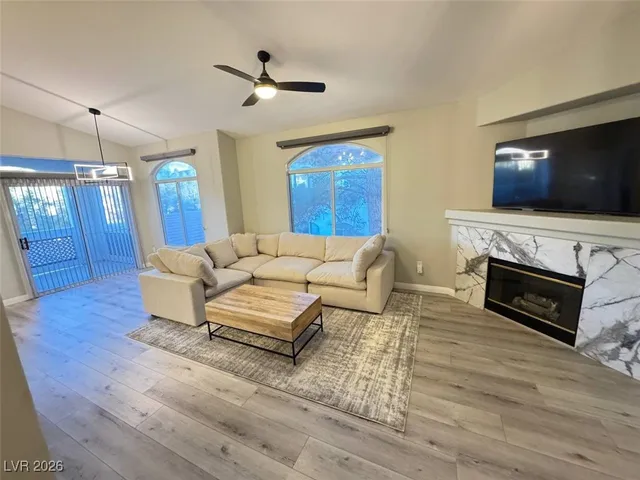 $1,655 | 700 Carnegie Street, Unit 4424, Henderson, NV 89052