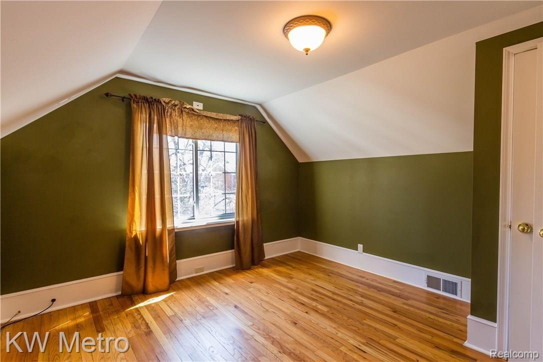 20156 Sheffield Road Detroit, MI 48221 - Photo 14 of 16 20156 Sheffield Rd (2 of 23).jpg