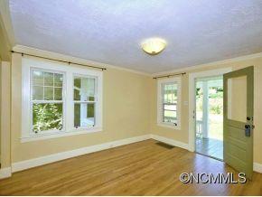 11 Pineview Road Asheville, NC 28804 - Photo 4 of 14 Gallery Image 4