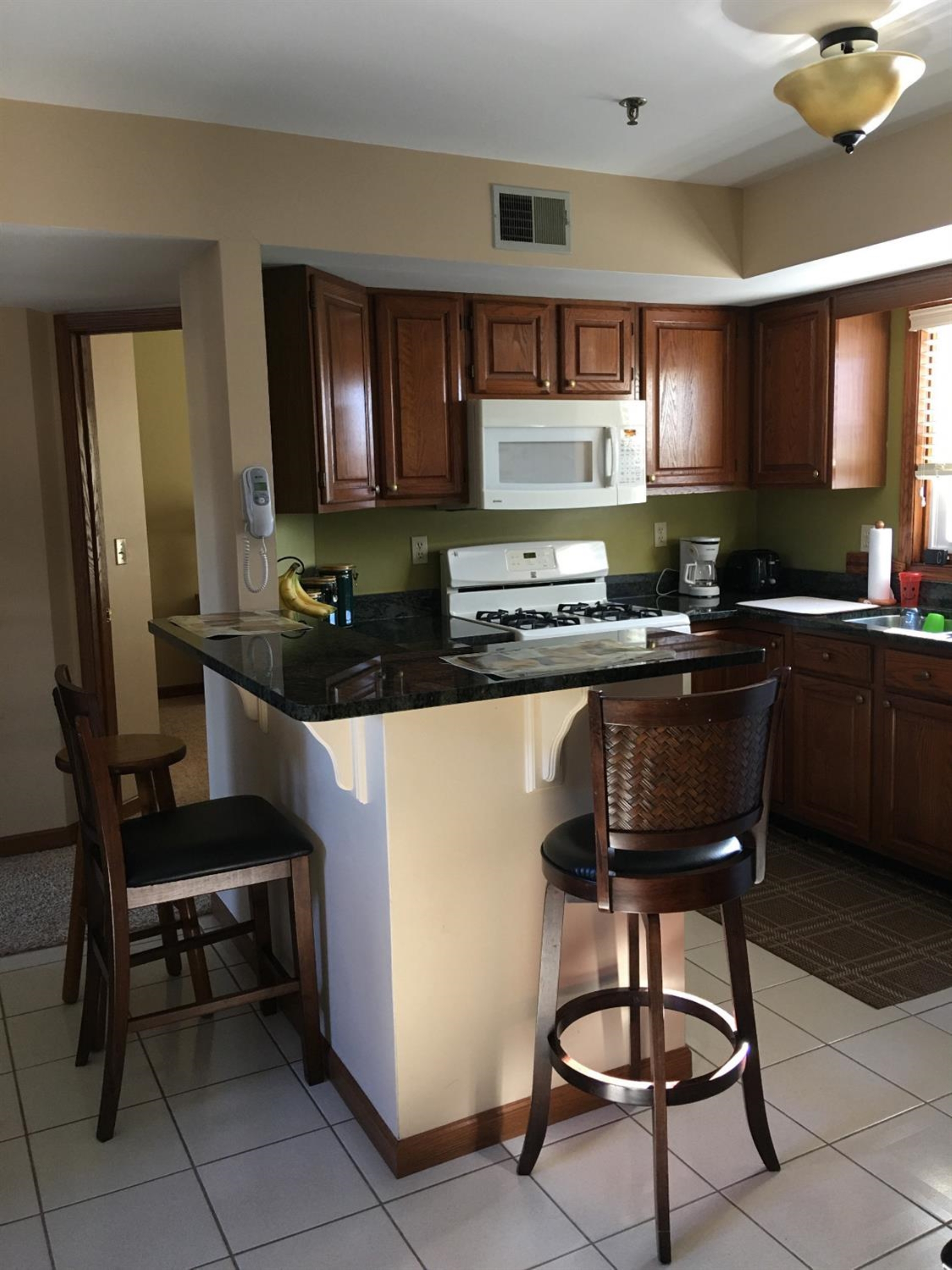 1300 Winding Ridge Lane, Unit B7 Valparaiso, IN 46383 - Photo 4 of 35 1900x2533