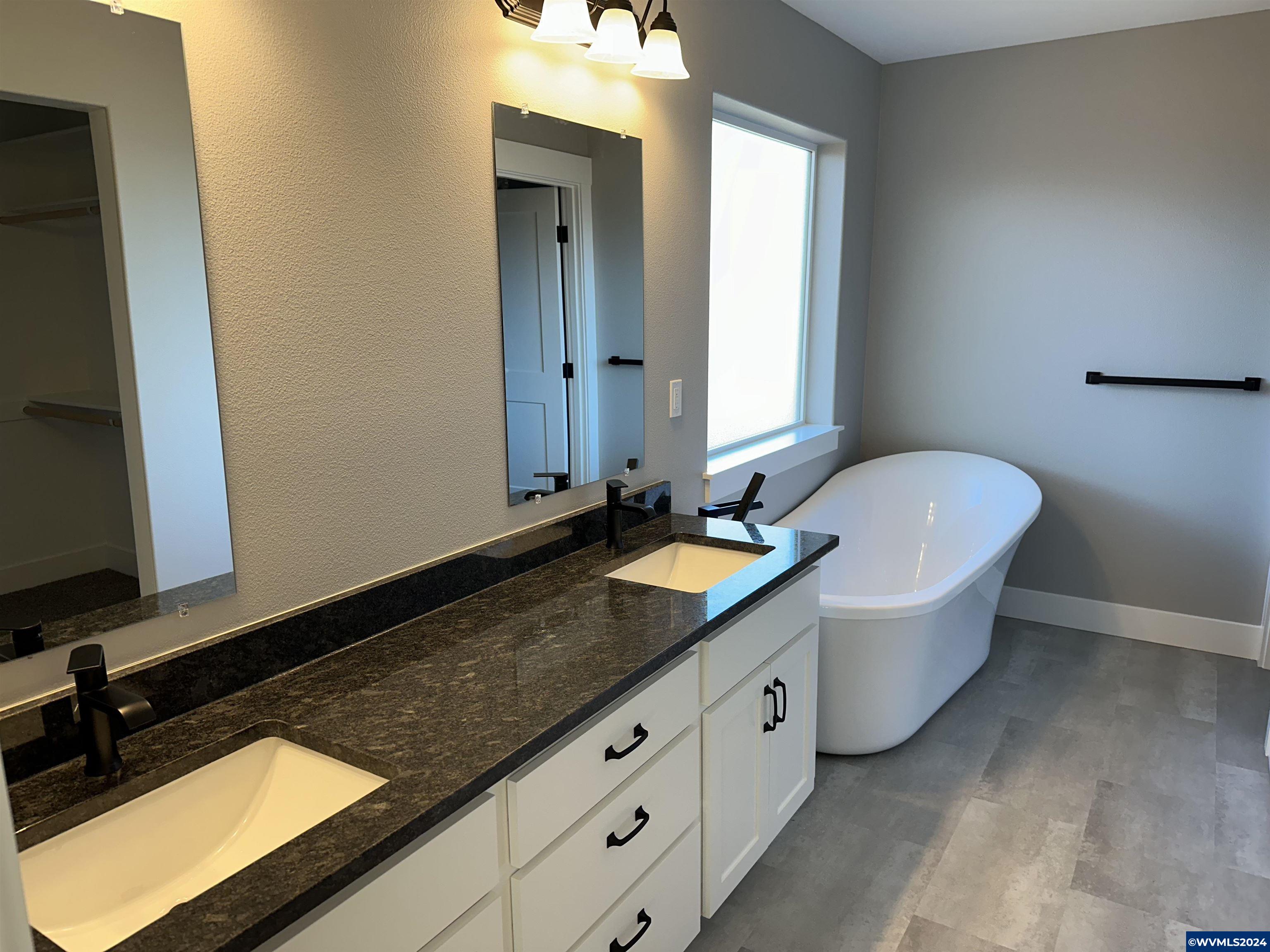 5683 Jeremy Vly Road Southeast Salem, OR 97306 - Photo 10 of 18 Gallery Image 10