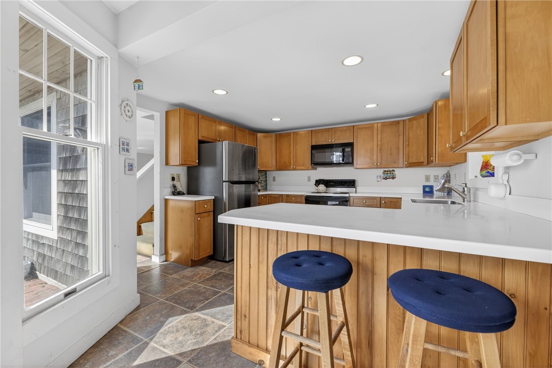 68 Rossini Road Westerly, RI 02891 - Photo 14 of 50