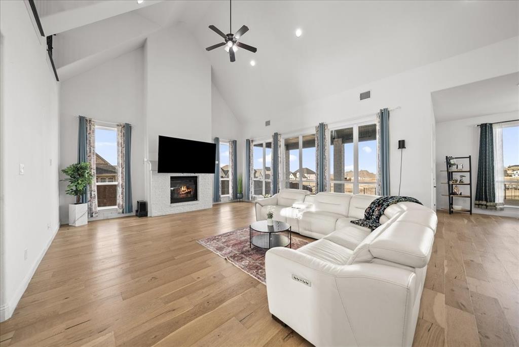 2037 Waterleaf Road Haslet, TX 76052 - Photo 8 of 38