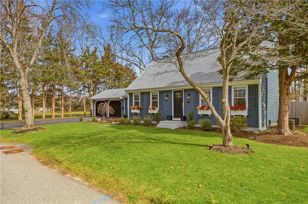 $939,000 | 23 Hanson Road, Barrington, RI 02806