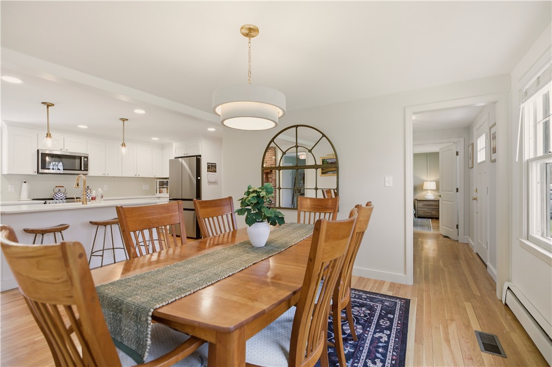 23 Hanson Road Barrington, RI 02806 - Photo 8 of 50 Gallery Image 8