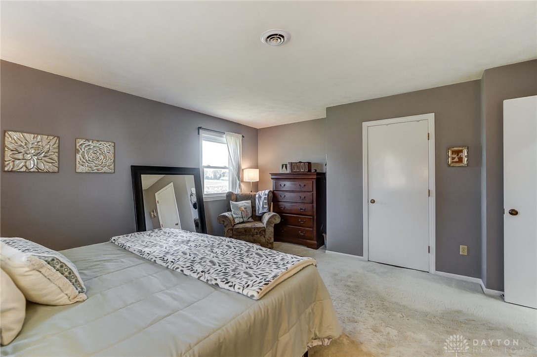 9487 Fox Road Clayton, OH 45315 - Photo 40 of 79 Gallery Image 40